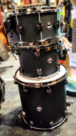 ds-drum RCS occasion 22 12 16 14 rebel custom shop noire Station-Music Rennes Montgermont Batterie Musique