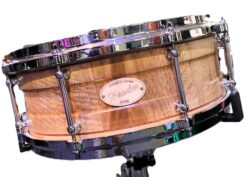 caisse claire Marc Hassler douves de noyer artisanal made in france Station-Music Montgermont Rennes Batterie musique14x5,5