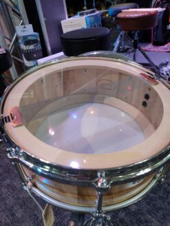 caisse claire Marc Hassler douves de noyer artisanal made in france Station-Music Montgermont Rennes Batterie musique14x5,5