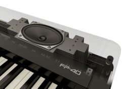 FP-40-BKClavier Roland piano numerique supernatural Station-musique Rennes Montgermont