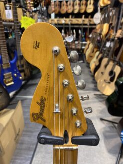 fender strat jimi hendrix montgermont rennes 3